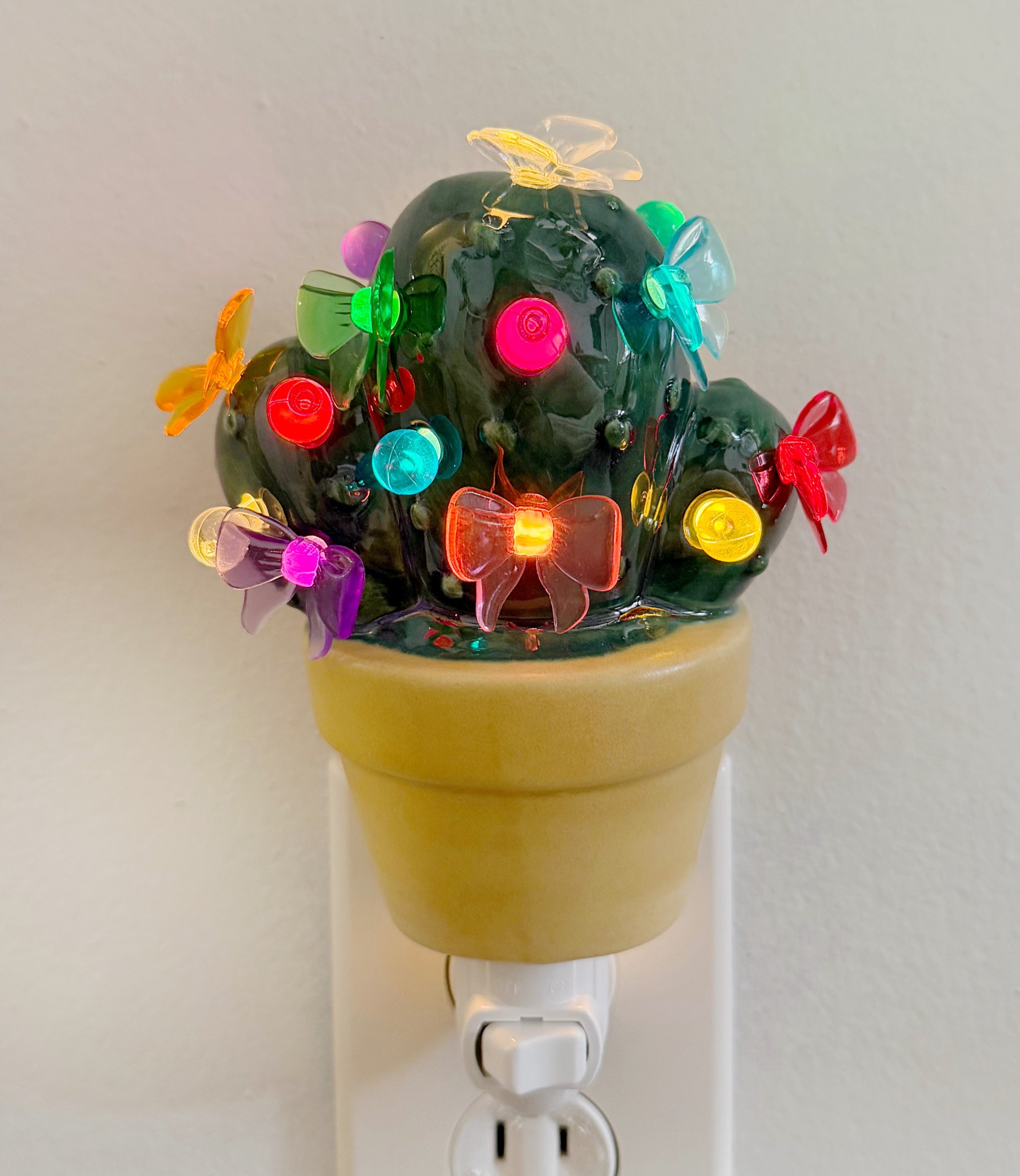 Dark Green Cactus Night Light