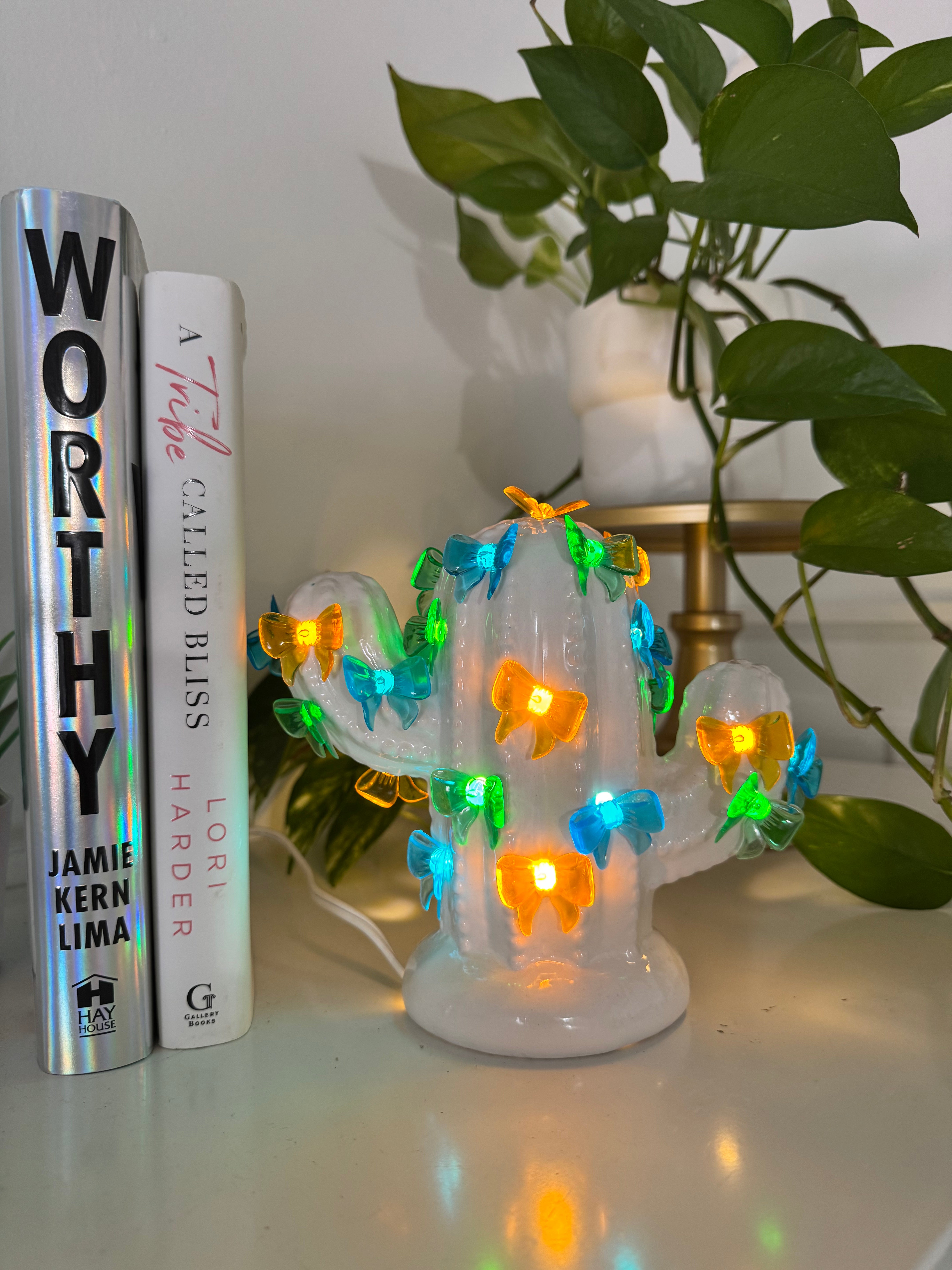 Tropical Bow Flight of Lights for Trees